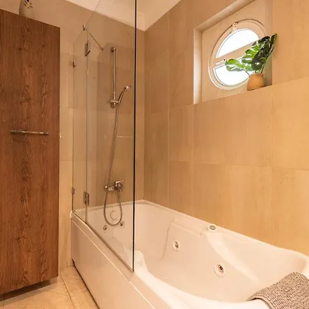 Апартаменты Real Oeiras *